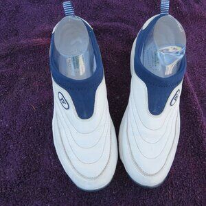 Prophet Slip On Walking Shoes